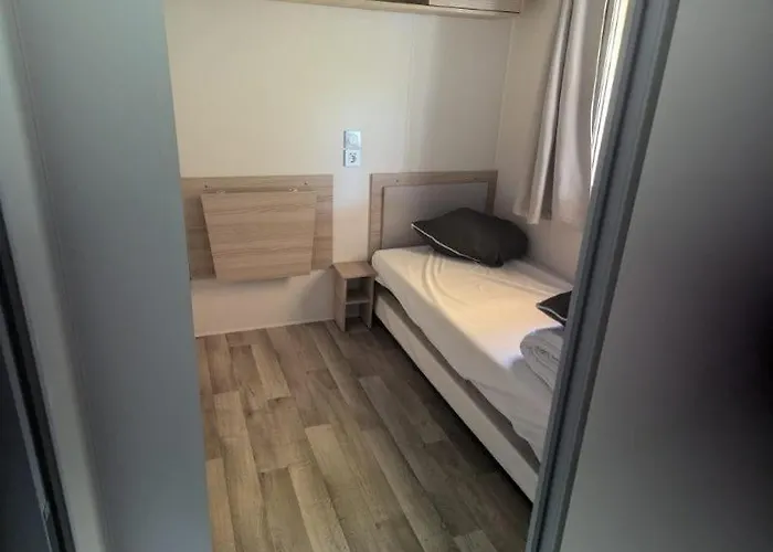 Κάμπινγκ K114 Les Charmettes Les Mathes